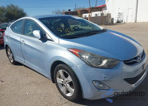 2012 Hyundai Elantra Gls (Ulsan Plant) z USA, uszkodzony, nr VIN KMHDH4AE6CU413609